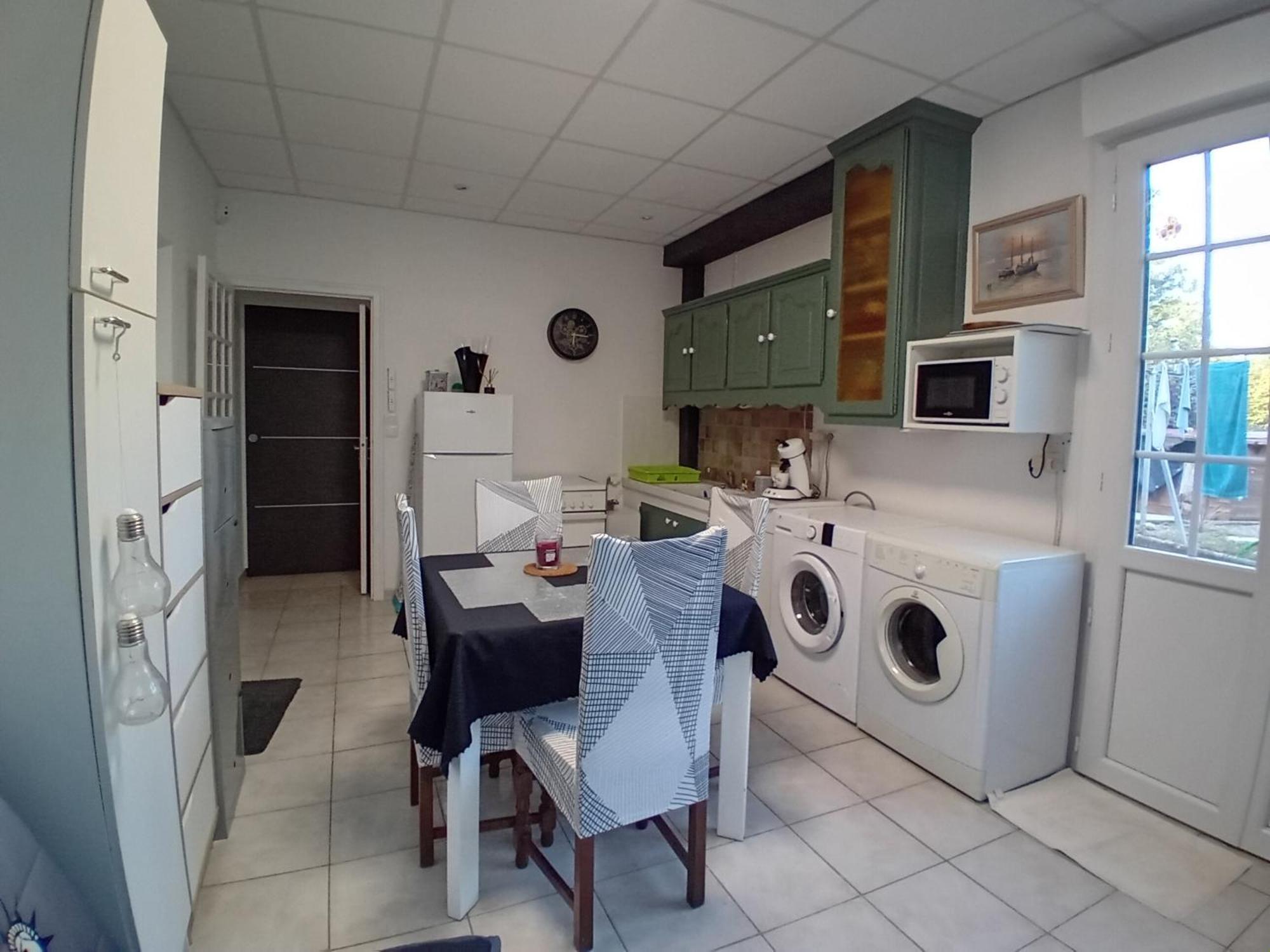 Logement Independant Chez L'Habitant Vouille  Luaran gambar