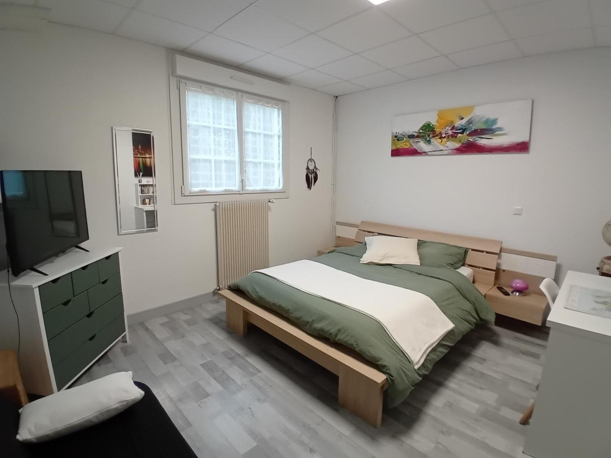 Logement Independant Chez L'Habitant Vouille  Luaran gambar